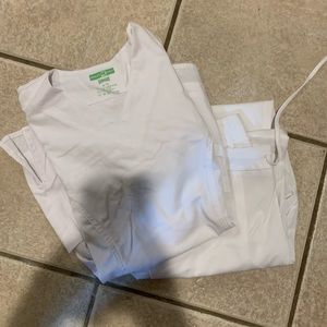 HealthPro Scrubs Set XS (top and bottom), White